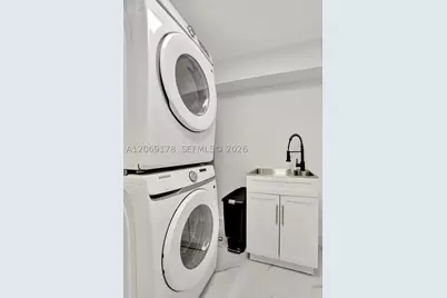 1220 NE 8th, Pompano Beach, FL 33060 - Photo 23