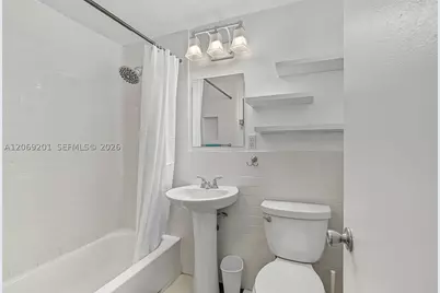 915 8th #102, Miami Beach, FL 33139 - Photo 11