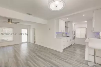 638 SW 5th #A, Fort Lauderdale, FL 33315 - Photo 7