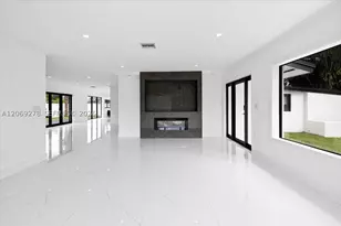 406 Lawn Acres, Hollywood, FL 33023 - Photo 7