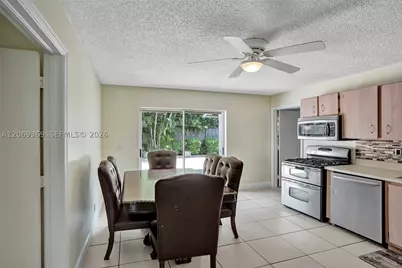 5451 Chicory, Lake Worth, FL 33463 - Photo 7