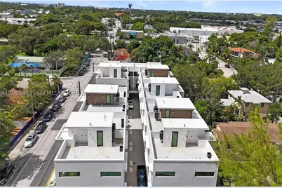 525 NE 61st, Miami, FL 33137 - Photo 33