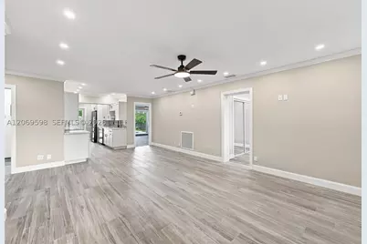 450 SW 1st, Boca Raton, FL 33432 - Photo 35