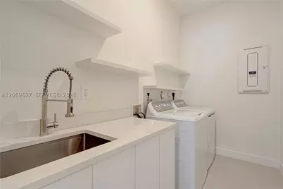4390 SW 122nd, Davie, FL 33330 - Photo 31