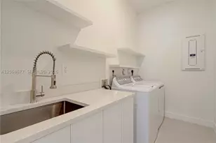 4390 SW 122nd, Davie, FL 33330 - Photo 31