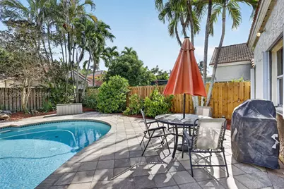 2638 Oak Park, Davie, FL 33328 - Photo 21