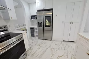 387 NW 107th, Pembroke Pines, FL 33026 - Photo 9