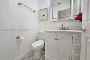 387 NW 107th, Pembroke Pines, FL 33026 - Photo 13