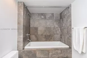 475 Brickell, Miami, FL 33131 - Photo 15