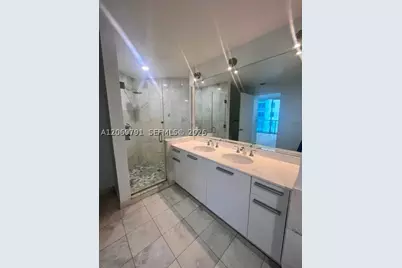 1060 Brickell #2217, Miami, FL 33131 - Photo 19