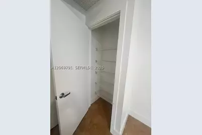 1060 Brickell #2217, Miami, FL 33131 - Photo 21