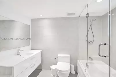 19231 NE 22nd, Miami, FL 33180 - Photo 21