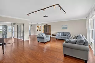 7118 E Tropical, Plantation, FL 33317 - Photo 5