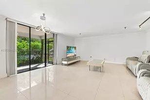 661 NE 195th, Miami, FL 33179 - Photo 9