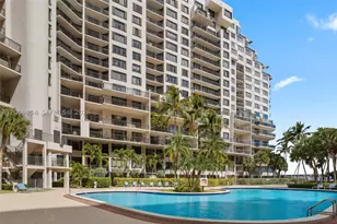 540 Brickell Key, Miami, FL 33131 - Photo 27