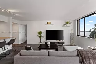 540 Brickell Key, Miami, FL 33131 - Photo 3