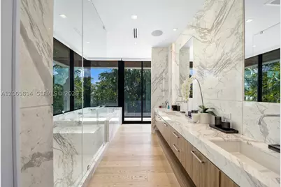 6015 N Bay, Miami Beach, FL 33140 - Photo 21