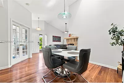 10852 Cypress Glen, Coral Springs, FL 33071 - Photo 19