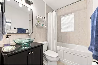 10852 Cypress Glen, Coral Springs, FL 33071 - Photo 29