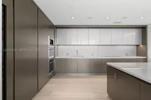 18975 Collins, Sunny Isles Beach, FL 33160 - Photo 9