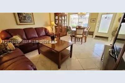 1000 SW 11th #10E, Ojus, FL 33009 - Photo 7
