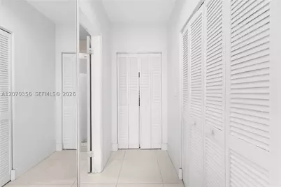 5445 Collins #TS11, Miami Beach, FL 33140 - Photo 21