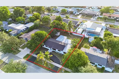 9281 Martinique, Cutler Bay, FL 33189 - Photo 5