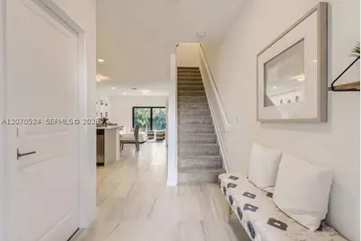142 SE 5th, Deerfield Beach, FL 33441 - Photo 5