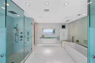 1040 Biscayne, Miami, FL 33132 - Photo 27