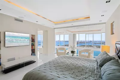 1040 Biscayne #4403, Miami, FL 33132 - Photo 25