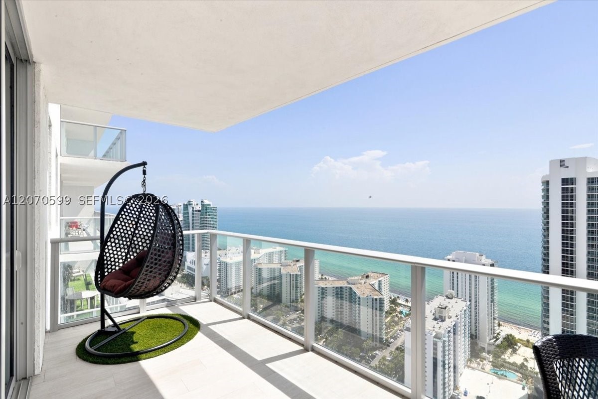 4010 S Ocean #T3909 - 4010 S Ocean #T3909, Hollywood, FL 33019 Luxury Property | Jose Angel Pina