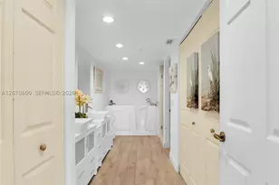 2880 NE 14th St, Pompano Beach, FL 33062 - Photo 27