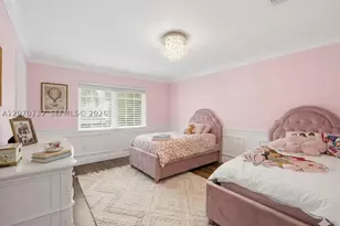 2558 NE 206th, Miami, FL 33180 - Photo 9