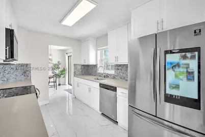 223 SW 159th, Sunrise, FL 33326 - Photo 15