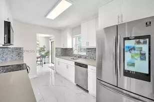 223 SW 159th, Sunrise, FL 33326 - Photo 15