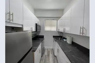 29 Oviedo #2, Coral Gables, FL 33134 - Photo 9