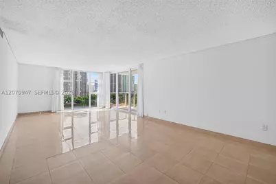 3731 N Country Club #1023, Aventura, FL 33180 - Photo 9