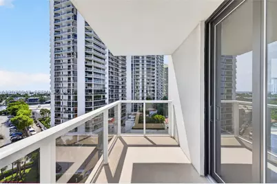 3731 N Country Club #1023, Aventura, FL 33180 - Photo 43