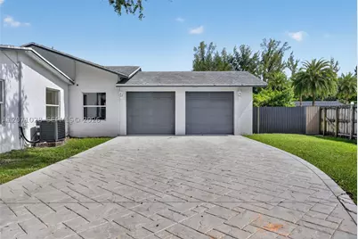 10890 SW 95th, Miami, FL 33176 - Photo 5