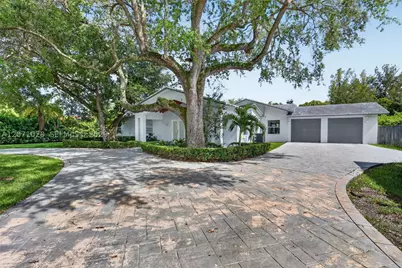 10890 SW 95th, Miami, FL 33176 - Photo 3