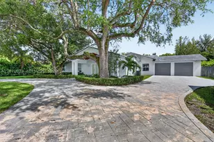 10890 SW 95th, Miami, FL 33176 - Photo 3