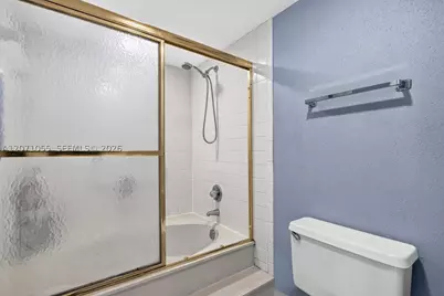 16565 NE 26th #4E, North Miami Beach, FL 33160 - Photo 21