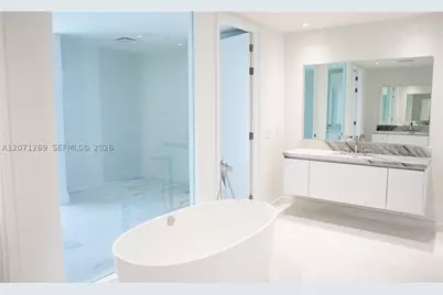 700 NE 26th #4403, Miami, FL 33137 - Photo 19
