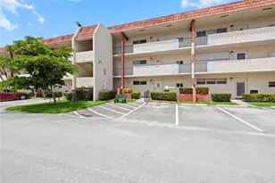 811 S Hollybrook, Pembroke Pines, FL 33025 - Photo 1
