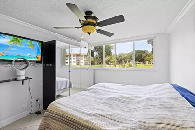 811 S Hollybrook #105, Pembroke Pines, FL 33025 - Photo 13