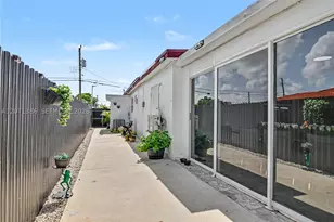 3538 SW 87th, Miami, FL 33165 - Photo 55