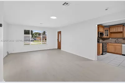 7521 Eaton, Hollywood, FL 33024 - Photo 7