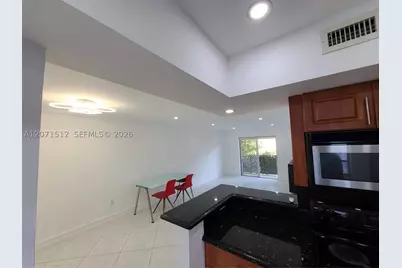 750 Michigan #203, Miami Beach, FL 33139 - Photo 13