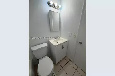 919 NW 2nd #3, Fort Lauderdale, FL 33311 - Photo 23