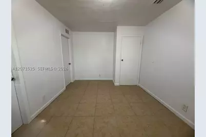 919 NW 2nd #3, Fort Lauderdale, FL 33311 - Photo 9